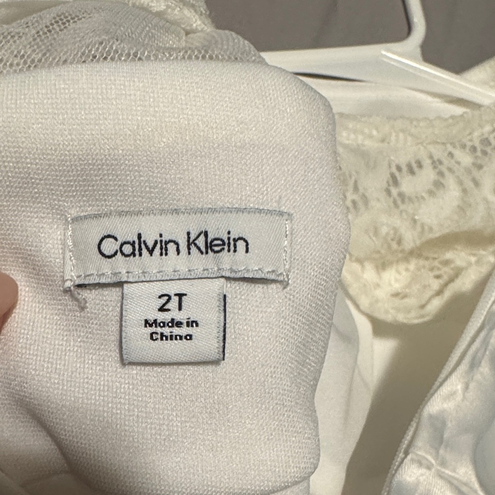 Calvin Klein Cream Lace Kids Dress - Picture 2 of 7
